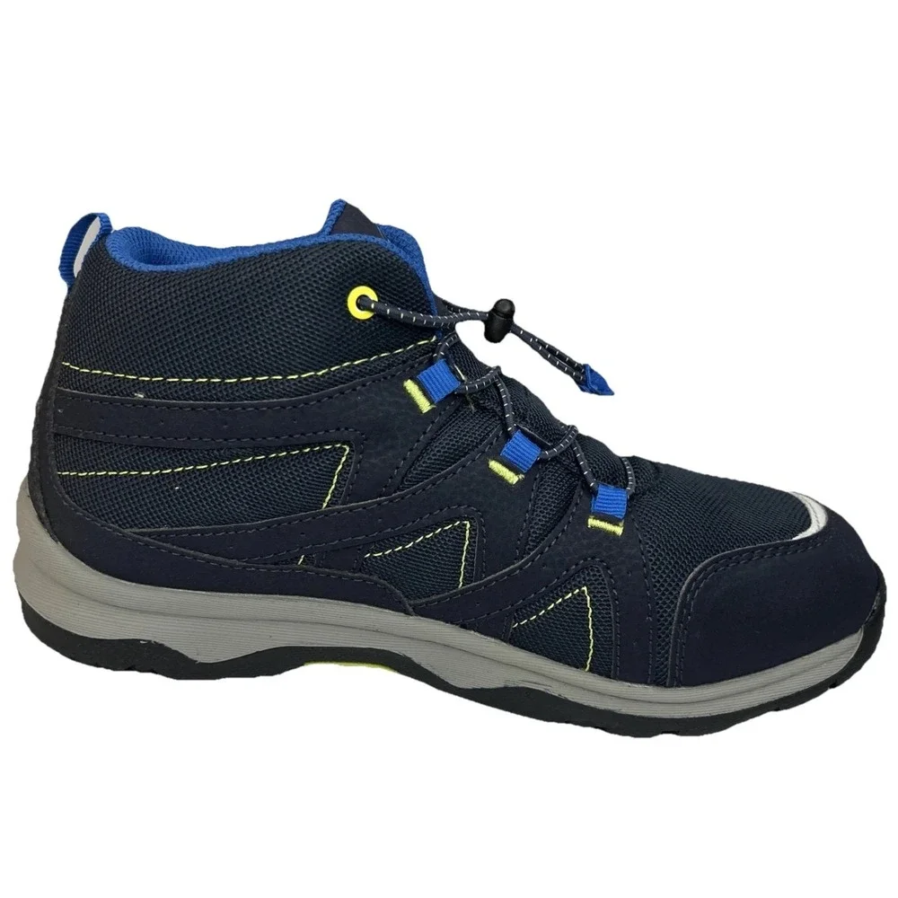 KAMIK Unisex Hiking Shoes Canadian Outdoor Athletic Waterproof ToggleLace W6 NEW